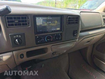 2004 Ford Super Duty F-350 Lariat Crew Cab Medium Bed DRW - miniatura 11