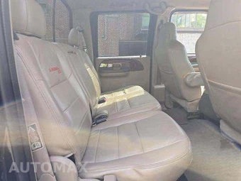 2004 Ford Super Duty F-350 Lariat Crew Cab Medium Bed DRW - miniatura 17