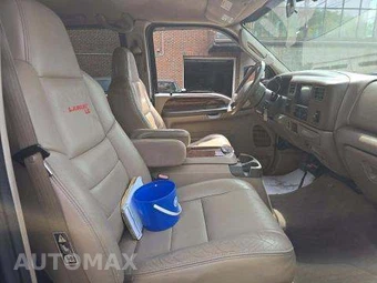 2004 Ford Super Duty F-350 Lariat Crew Cab Medium Bed DRW - miniatura 19