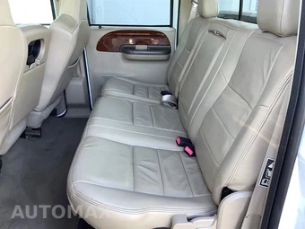 2004 Ford Super Duty F-350 XL Crew Cab Medium Bed - miniatura 25