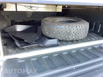 2004 Ford Super Duty F-350 XL Crew Cab Medium Bed - miniatura 39