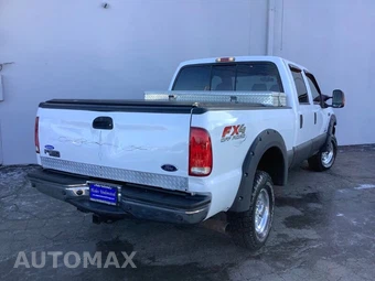 2004 Ford Super Duty F-350 XL Crew Cab Medium Bed - miniatura 6