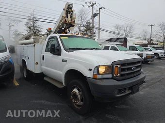 2004 Ford Super Duty F-450 Cab Chassis XL Regular Cab DRW - miniatura 3