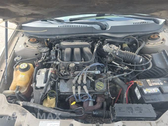2004 Ford Taurus SES Sedan – miniatura 15