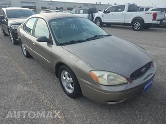 2004 Ford Taurus SES Sedan – miniatura 3