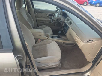 2004 Ford Taurus SES Sedan – miniatura 8