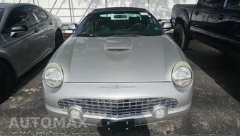 2004 Ford Thunderbird Premium - miniatura 2