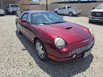 2004 Ford Thunderbird Premium – miniatura 3