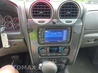 2004 GMC Envoy XUV SLT - miniatura 10