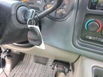 2004 GMC Yukon XL 2500 SLT - miniatura 8