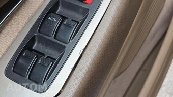 2004 Honda Pilot EX – miniatura 34