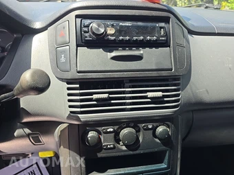 2004 Honda Pilot LX – miniatura 11