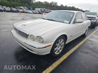 2004 Jaguar XJ8