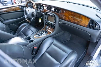 2004 Jaguar XJR - miniatura 13