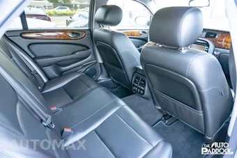 2004 Jaguar XJR - miniatura 16
