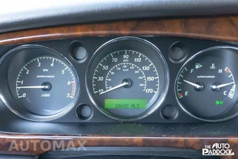 2004 Jaguar XJR - miniatura 18