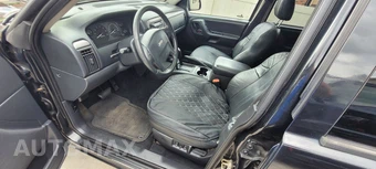2004 Jeep Grand Cherokee Laredo - miniatura 5