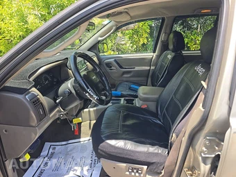2004 Jeep Grand Cherokee Laredo – miniatura 7