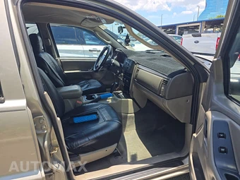 2004 Jeep Grand Cherokee Laredo – miniatura 8