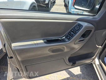 2004 Jeep Grand Cherokee Laredo – miniatura 9