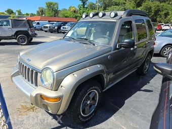 2004 Jeep Liberty Renegade - samochód z USA z aukcji Manheim, oferta Kup Teraz w AUTOMAX