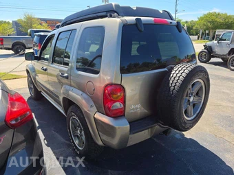 2004 Jeep Liberty Renegade - miniatura 2