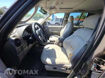 2004 Jeep Liberty Renegade - miniatura 6