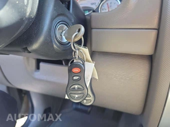 2004 Jeep Liberty Renegade - miniatura 8