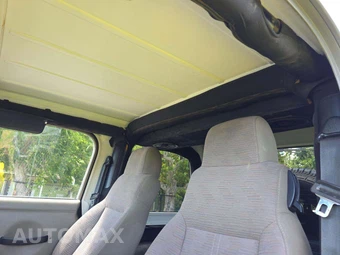 2004 Jeep Wrangler X - miniatura 11