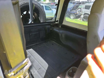 2004 Jeep Wrangler X - miniatura 16