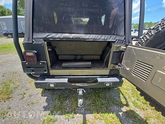 2004 Jeep Wrangler X – miniatura 14