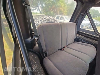 2004 Jeep Wrangler X – miniatura 16