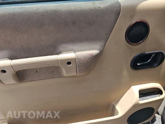 2004 Land Rover Discovery SE – miniatura 9