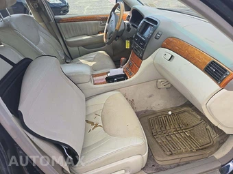 2004 Lexus LS 430 – miniatura 18
