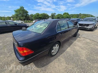 2004 Lexus LS 430 – miniatura 3