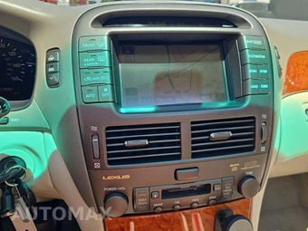 2004 Lexus LS 430 – miniatura 10