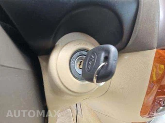 2004 Lexus LX 470 – miniatura 8