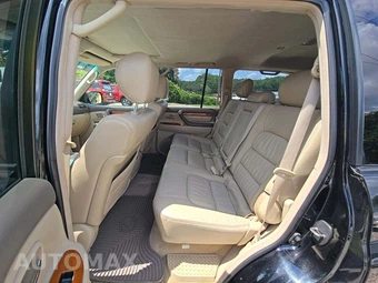 2004 Lexus LX 470 - miniatura 10