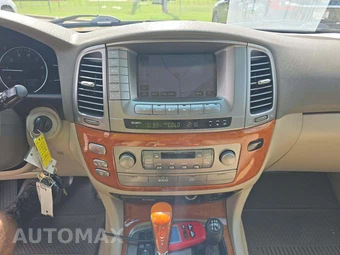 2004 Lexus LX 470 - miniatura 7