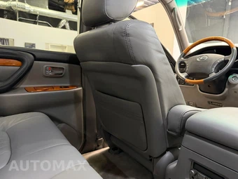 2004 Lexus LX 470 - miniatura 102