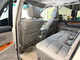 2004 Lexus LX 470 - miniatura 18