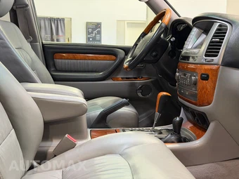 2004 Lexus LX 470 - miniatura 25