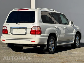 2004 Lexus LX 470 - miniatura 7
