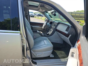 2004 Lincoln Aviator Ultimate – miniatura 8