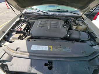 2004 Lincoln Navigator Luxury – miniatura 16