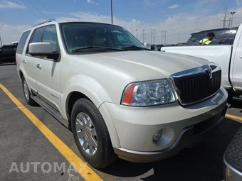 2004 Lincoln Navigator Luxury – miniatura 3