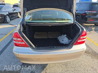2004 Mercedes-Benz C 240 4MATIC Sedan – miniatura 16
