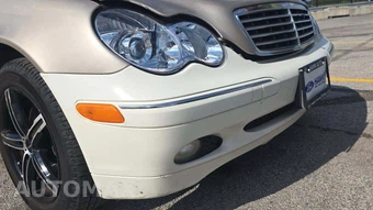 2004 Mercedes-Benz C 240 4MATIC Sedan – miniatura 25