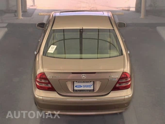 2004 Mercedes-Benz C 240 4MATIC Sedan – miniatura 5