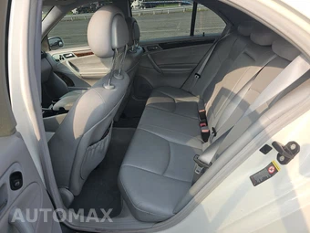 2004 Mercedes-Benz C 240 4MATIC Sedan – miniatura 13